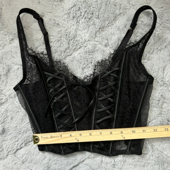 Victoria’s Secret Black Corset Top Size Small Romantic Goth Fairy Grunge Lace Up - Picture 9 of 11